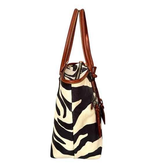 Dooney & Bourke Large Shoulder Bag Zebra Print Vachetta Leather - Picture 9 of 17